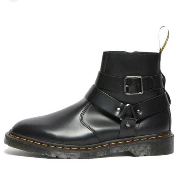 Dr. Martens Black Leather women Boots size 6 NWOB - Picture 1 of 10